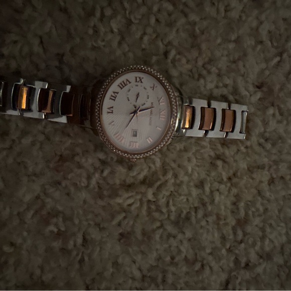 Michael Kors Silver and Rose Gold Watch - Picture 1 of 2